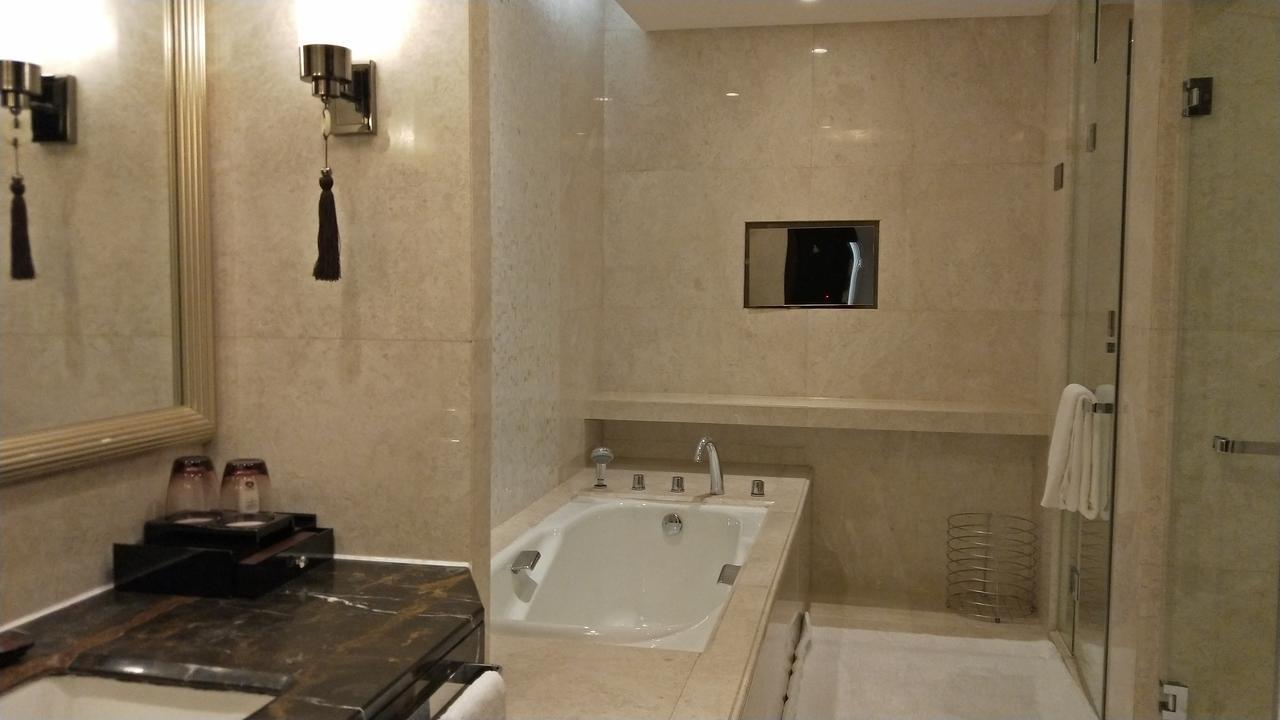 Xi'An Tanglong International Hotel Екстер'єр фото
